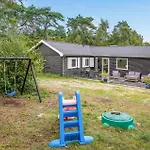 Amazing In With Sauna Feriehus *